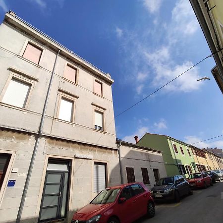 Emma'S Rooms B&B Pula Exterior foto